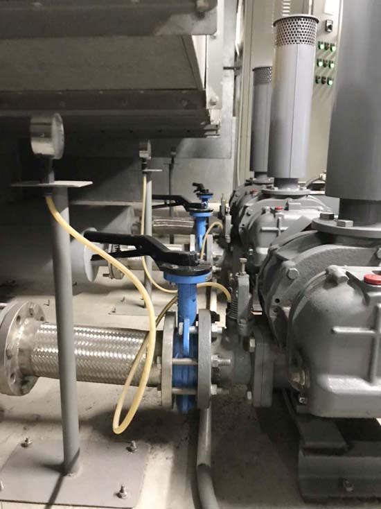 Sua-chua-bom-nuoc-thai